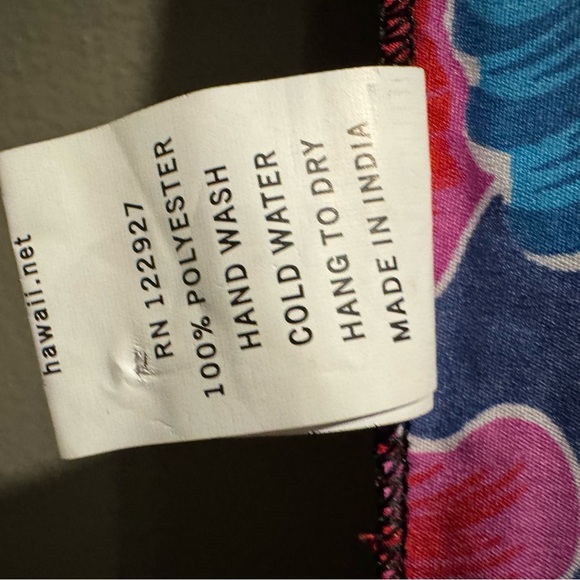 Unity Trading Hawaii One Size Fits All Floral Scarf - Picture 2 of 4